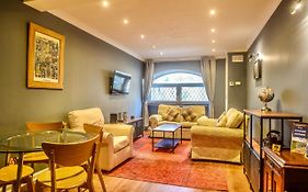 Montrose Terrace Apartment